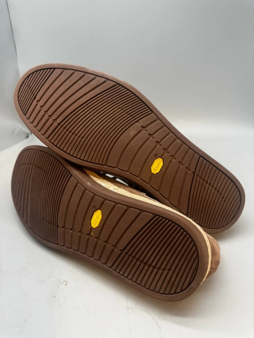 UGG Vibram Mens Boat Shoes, Brown, Leather/Canvas Uppers Size 13 || NWOB